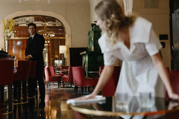 Explorez la gamme premium des poêles en inox de cristel